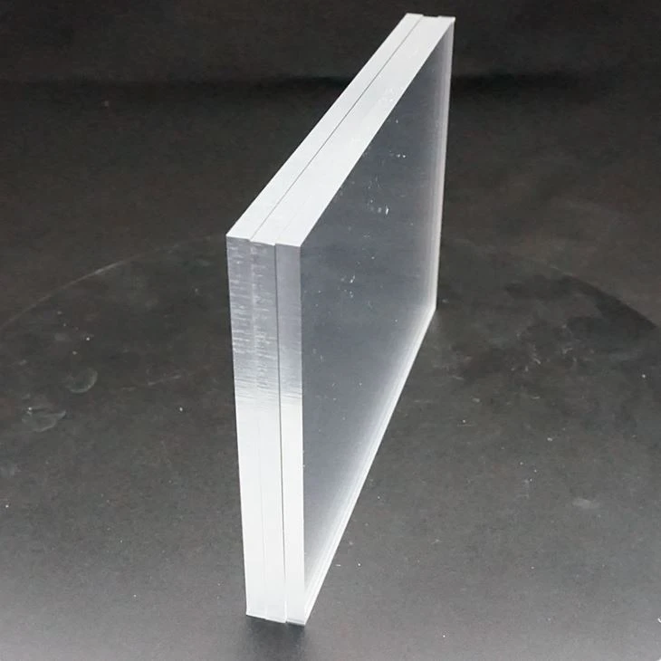 PLEXIGLASS CRYSTAL 3MM CLEAR /3050X2050