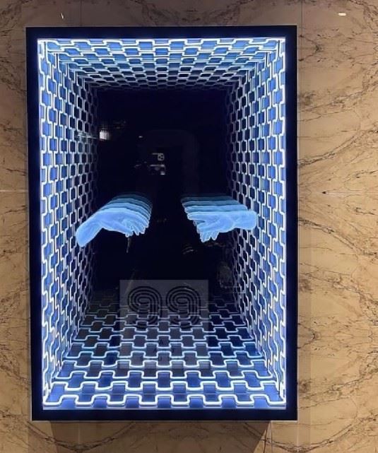 See Through Infinity Mirror Sheet